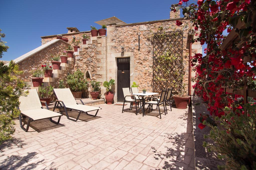 Samonas Traditional Villas חדר תמונה